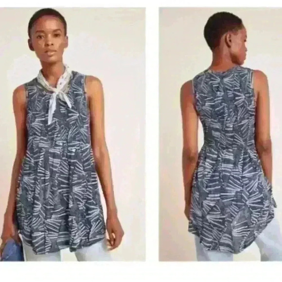 Anthropologie Large Riley Smocked Tunic Sleeveless Tank Navy Ice Blue Geometric - Picture 2 of 5